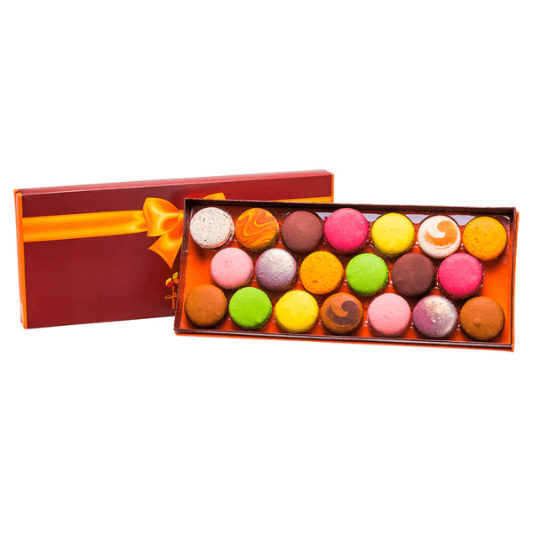 Le Grande Macaron Box